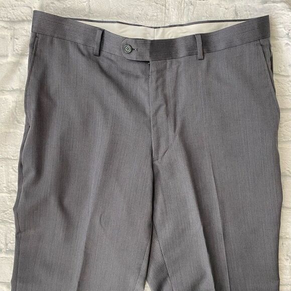 J Lawrence for men 44R 2 piece 100% wool suit 38/32 pants grey w/pin stripe - Picture 6 of 15